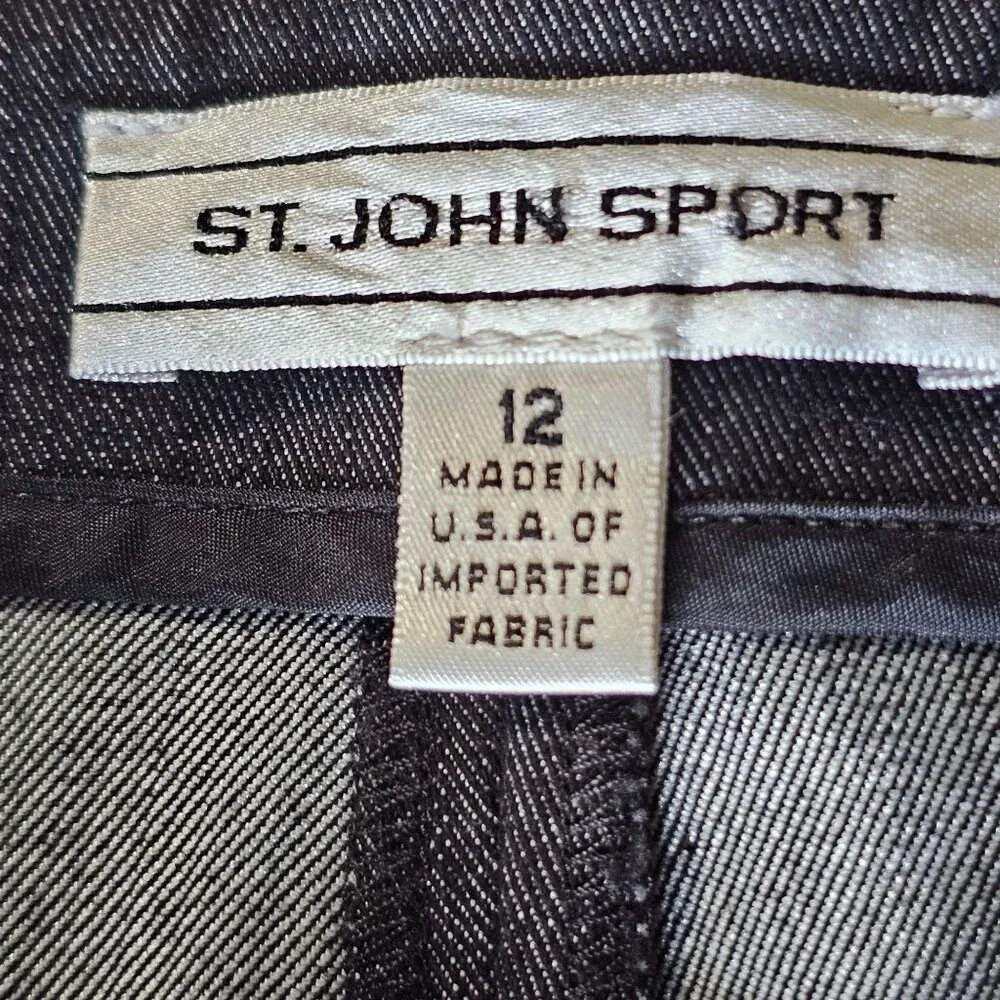 St. John Sport Women's Cropped Denim Side Zip Jean's Pants Black Denim size 12 - Picture 8 of 14